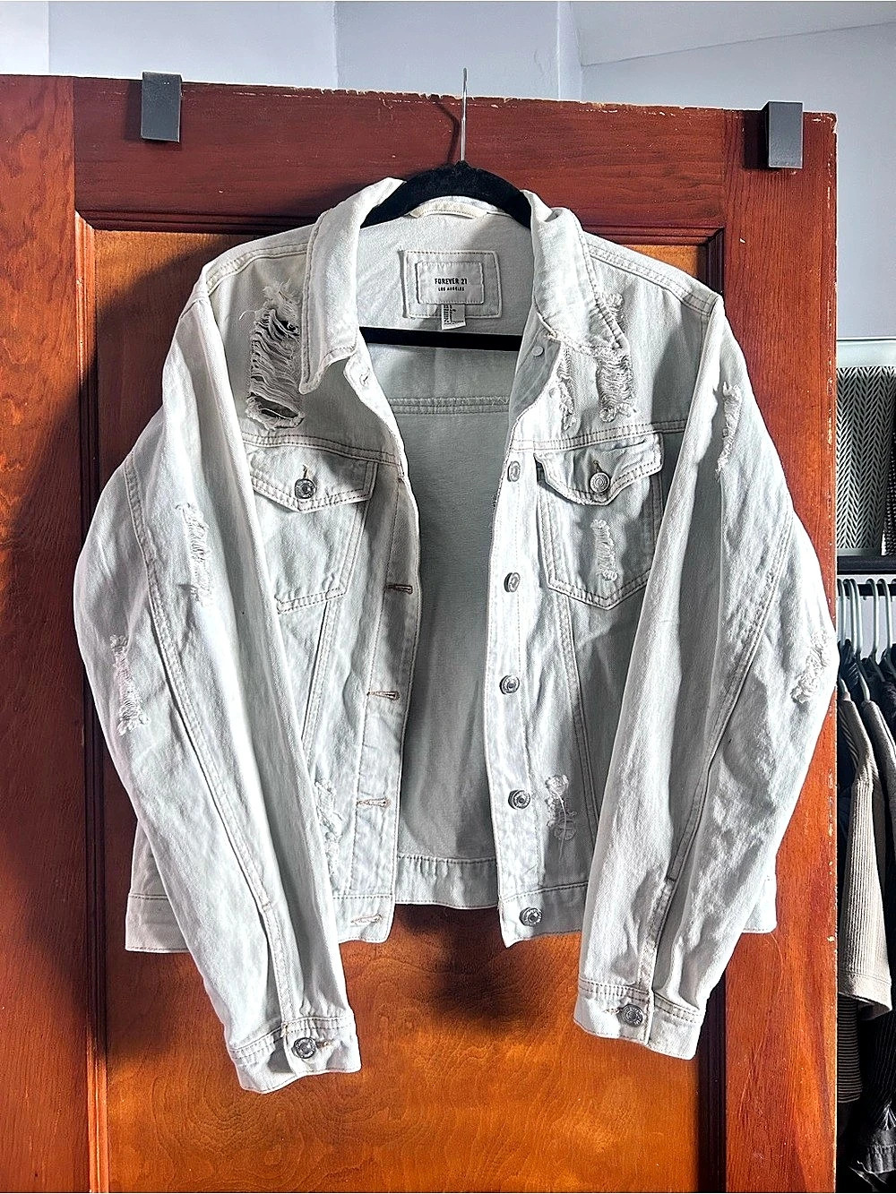 Forever 21 Denim Jacket Size Medium Like New